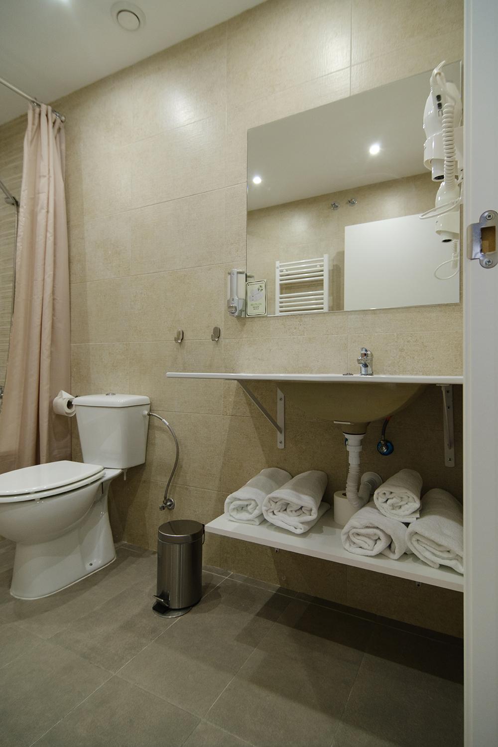 Hotel Bestprice Alegria Madrid Exterior foto