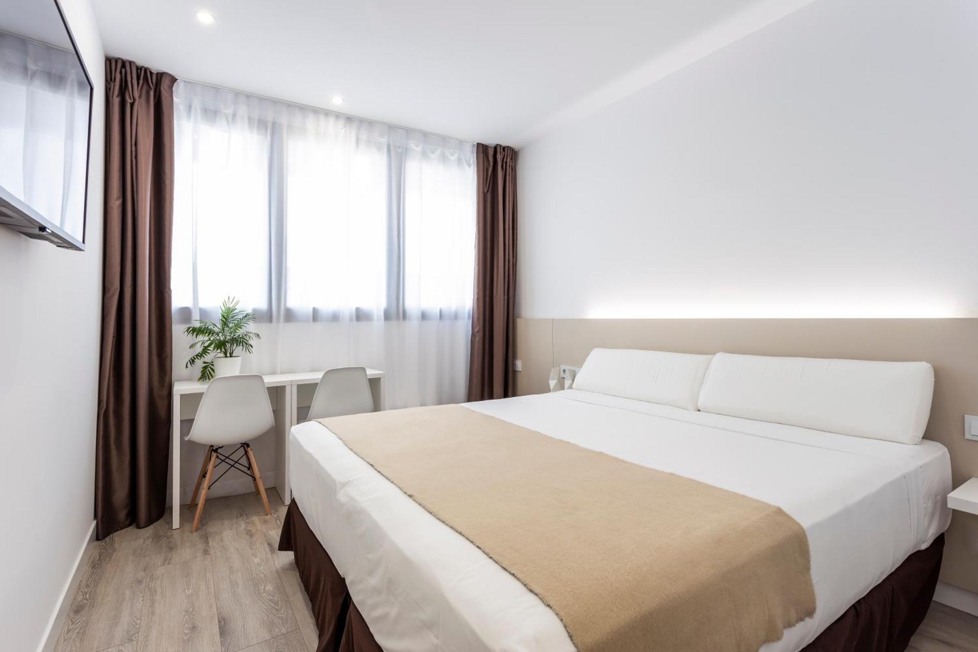 Hotel Bestprice Alegria Madrid Exterior foto